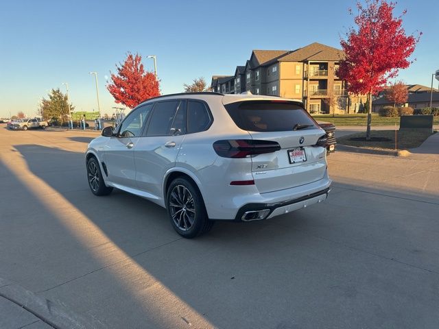 2026 BMW X5 50e - Photo 5