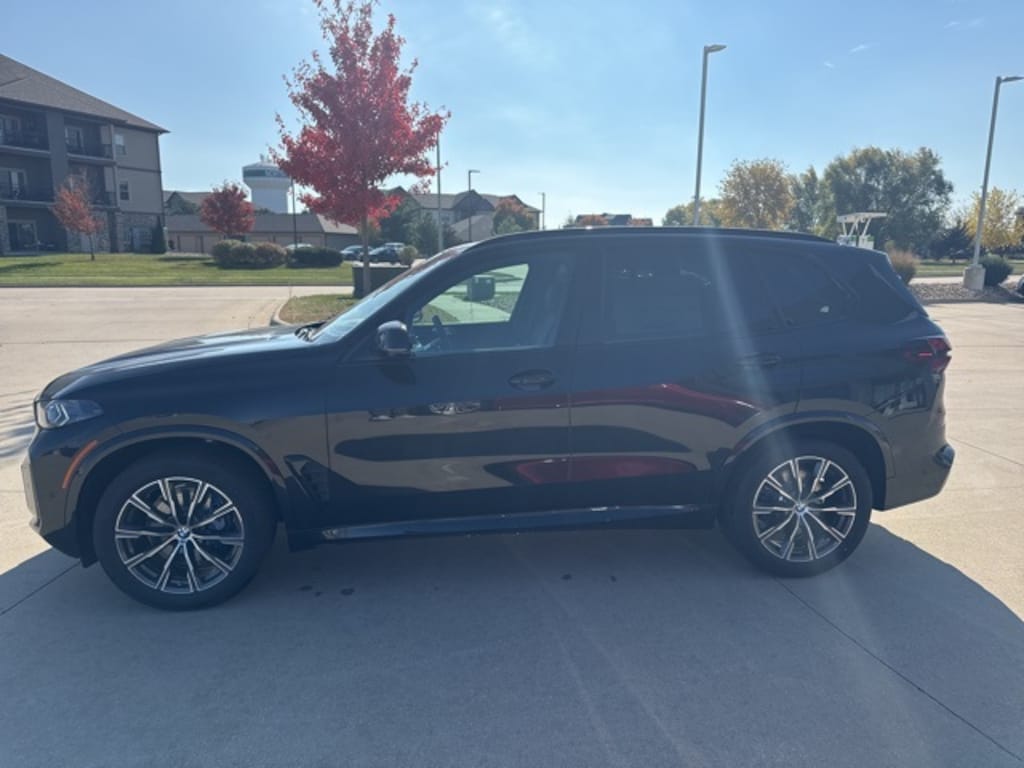 New 2026 BMW X5 xDrive40i SUV