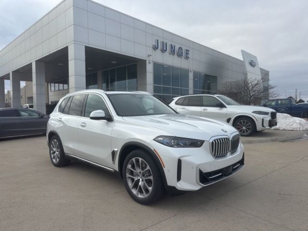 New 2026 BMW X5 PHEV xDrive50e SUV