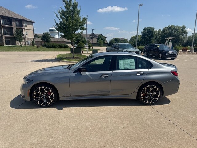 2025 Bmw 330i xDrive Sedan photo 4