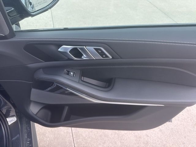 2026 BMW X5 40i - Photo 13