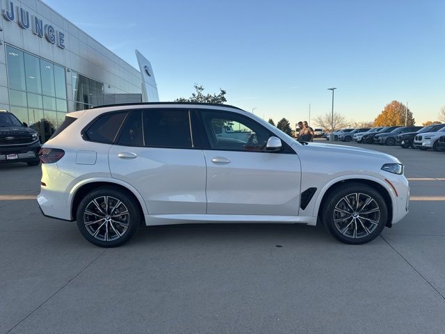 2026 BMW X5 50e - Photo 8
