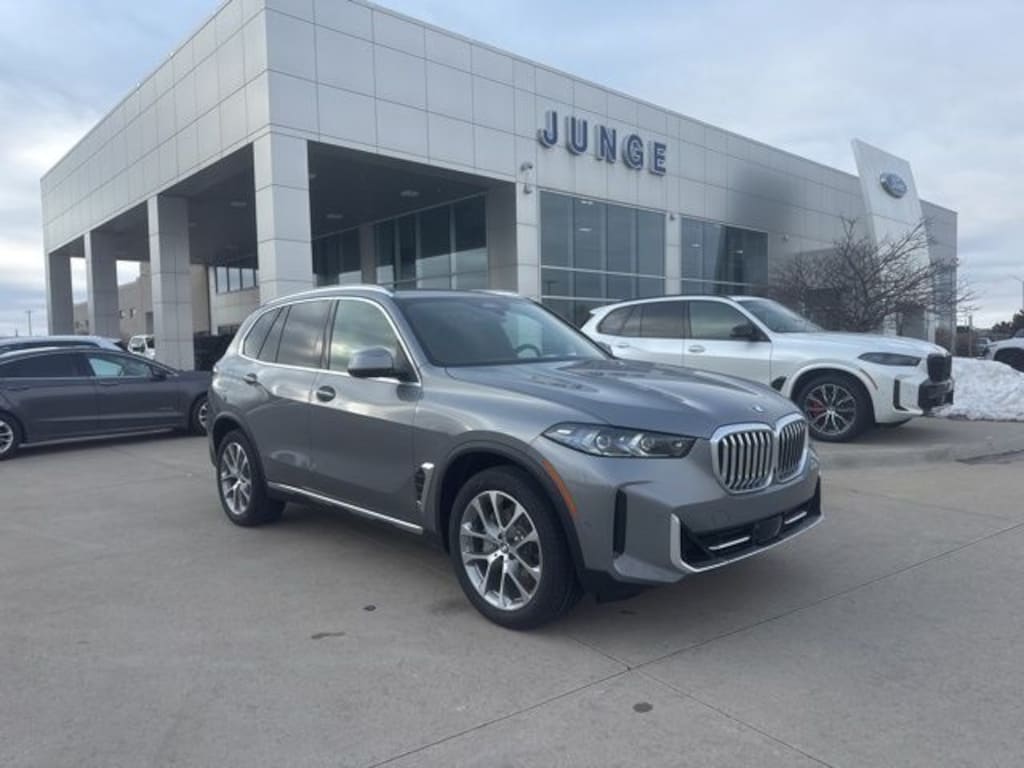 New 2026 BMW X5 xDrive40i SUV