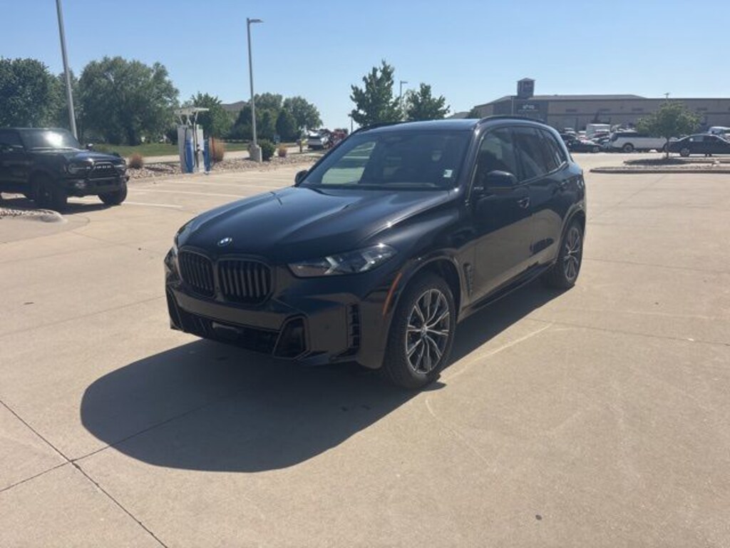 New 2026 BMW X5 xDrive40i SUV