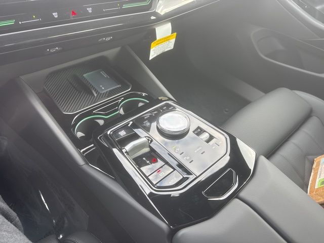 2026 BMW 5 Series 530i - Photo 30