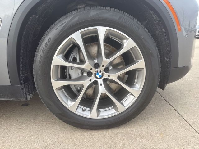 2026 BMW X5 50e - Photo 9