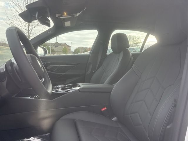 2026 BMW 5 Series 530i - Photo 26