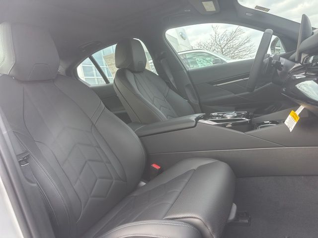 2026 BMW 5 Series 530i - Photo 10