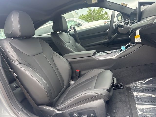2026 BMW 4 Series 430i - Photo 10