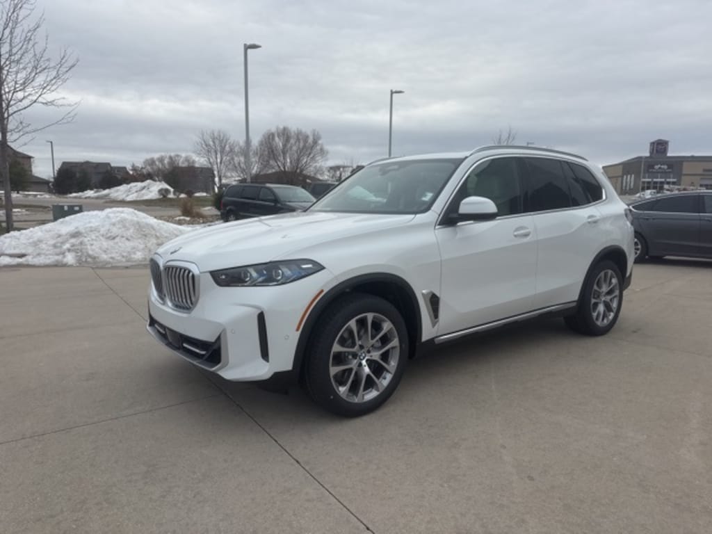 New 2026 BMW X5 xDrive40i SUV
