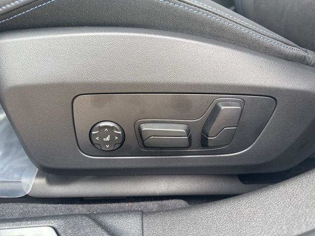 2026 BMW 2 Series M235 - Photo 23