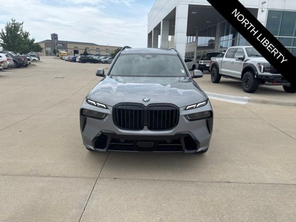 New 2027 BMW X7 xDrive40i SUV