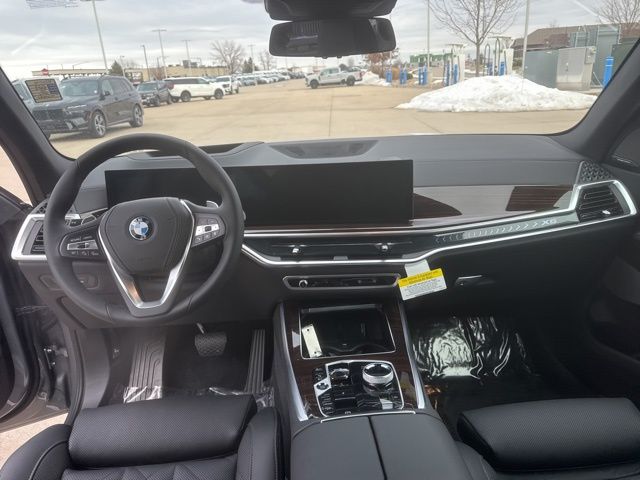 2026 BMW X5 50e - Photo 30