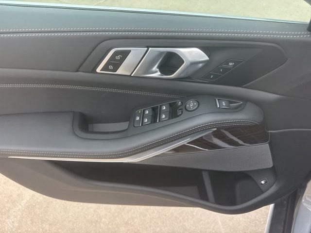 2026 BMW X5 50e - Photo 24