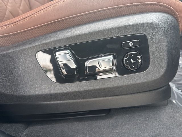 2026 BMW X5 50e - Photo 11