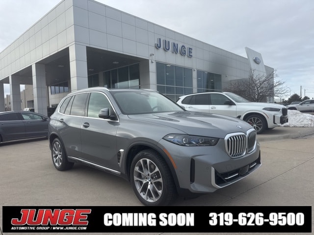 2026 BMW X5 50e's photo