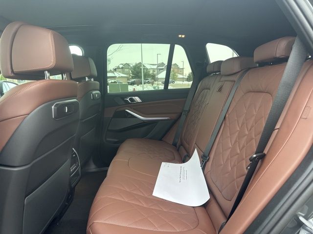 2026 BMW X5 50e - Photo 22