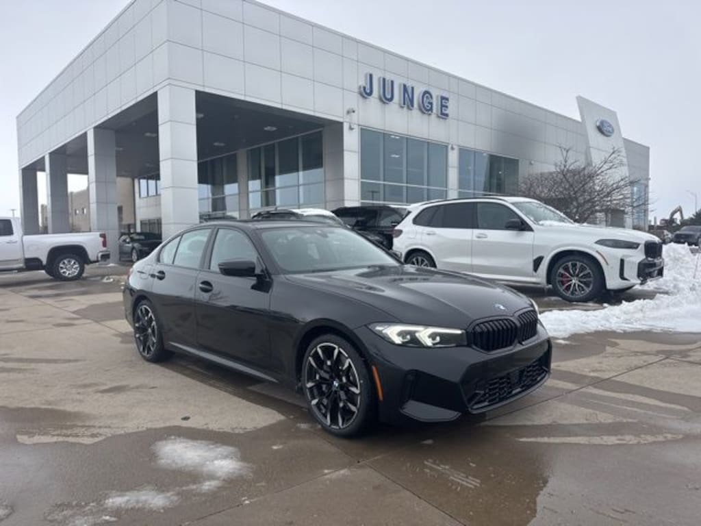New 2026 BMW 330i xDrive Sedan