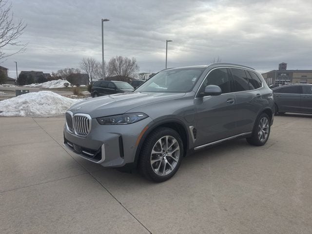 2026 BMW X5 50e - Photo 3