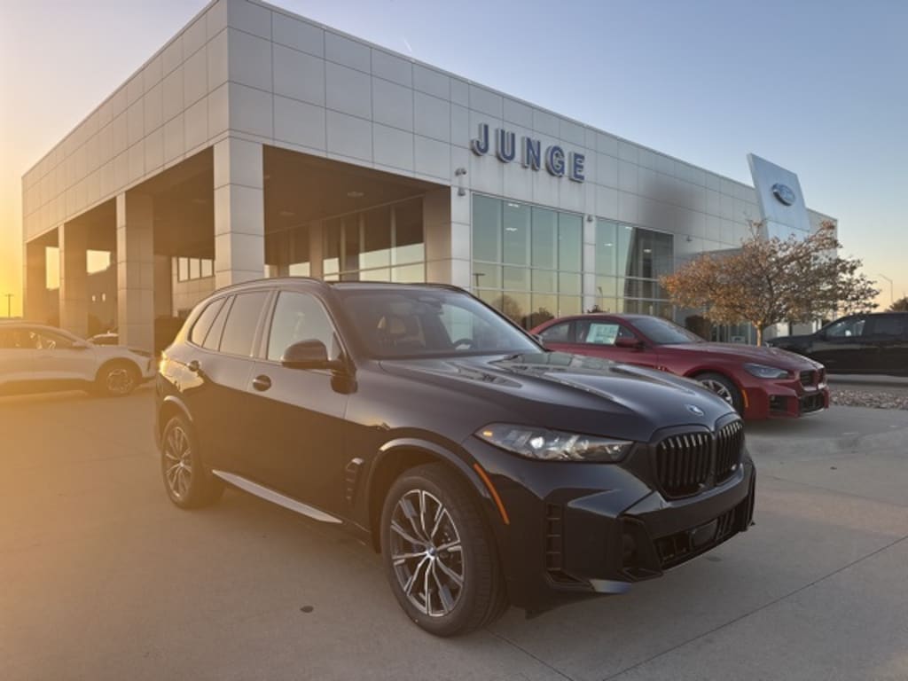 New 2026 BMW X5 xDrive40i SUV