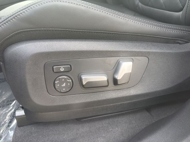 2026 BMW X5 40i - Photo 26