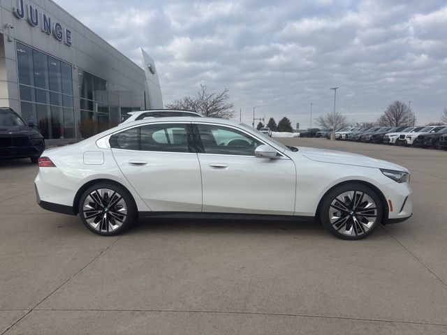 2026 BMW 5 Series 530i - Photo 8