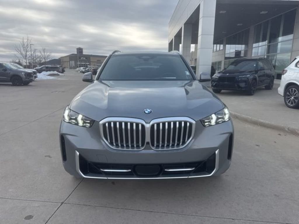 New 2026 BMW X5 xDrive40i SUV