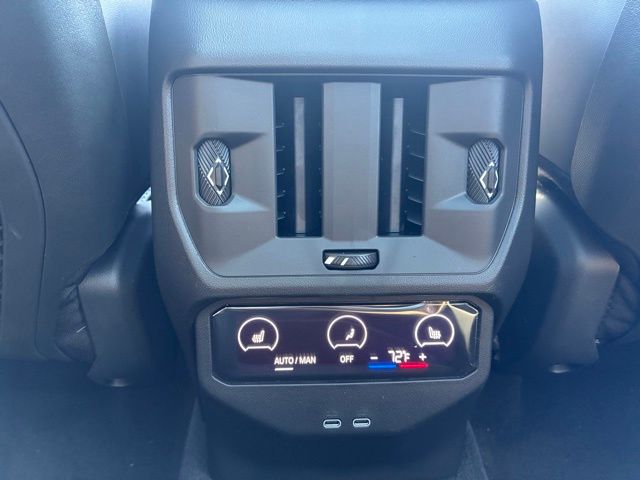 2026 BMW X3 30 - Photo 27