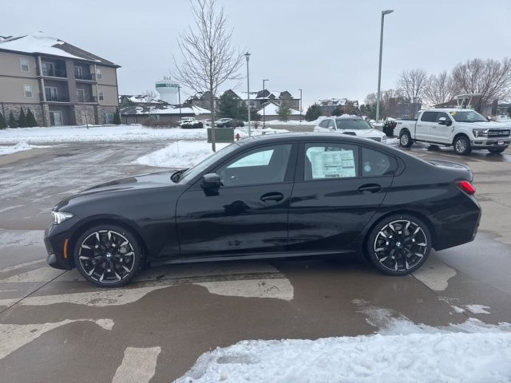 New 2026 BMW 330i xDrive Sedan