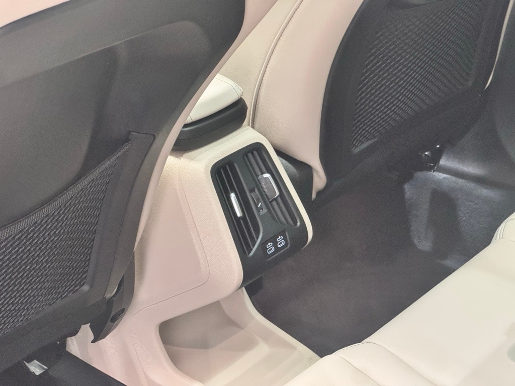 2023 BMW X1 - Image 22