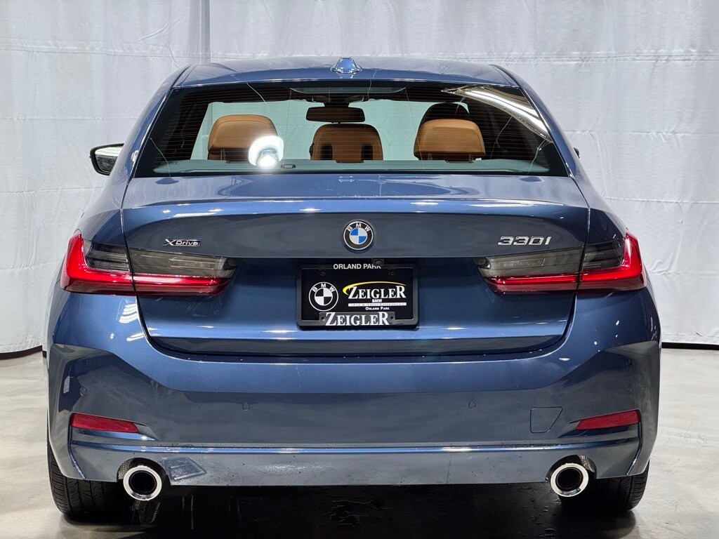 2025 BMW 330I - Image 5