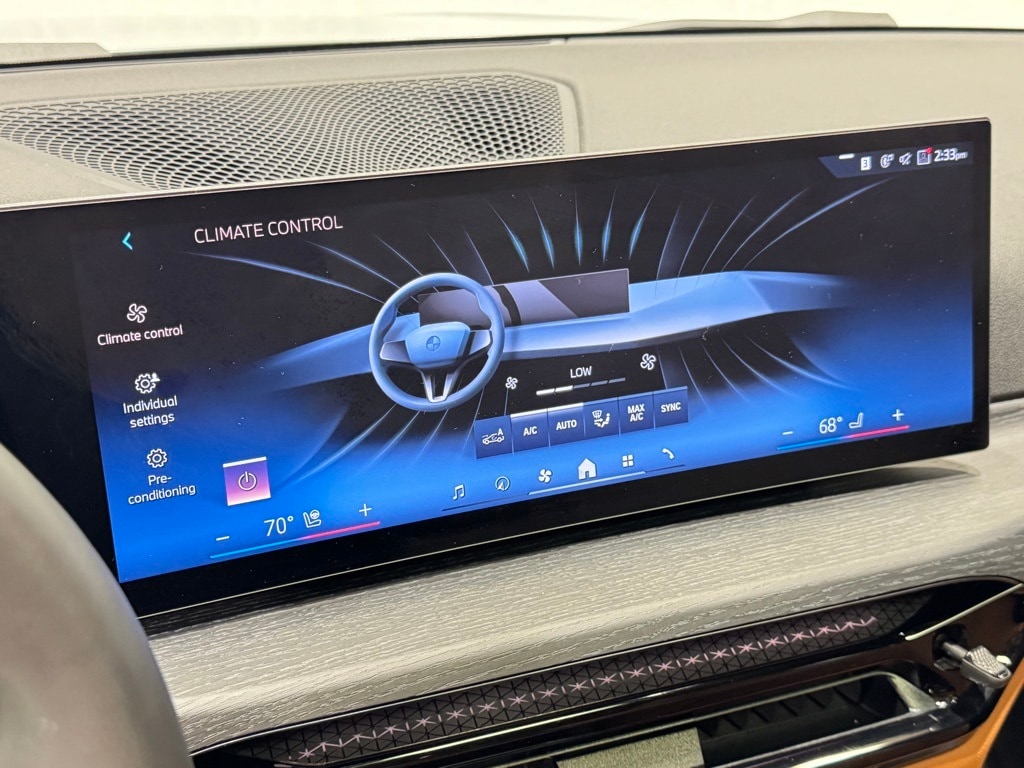 2025 BMW 330I - Image 13