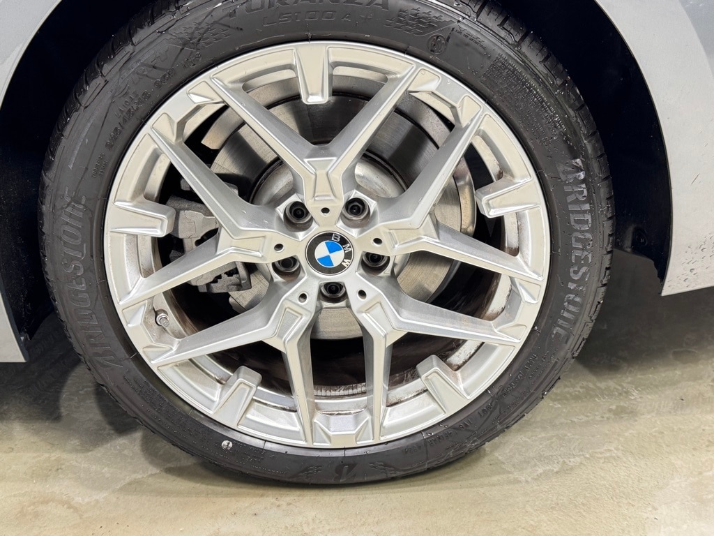 2025 BMW 330I - Image 8