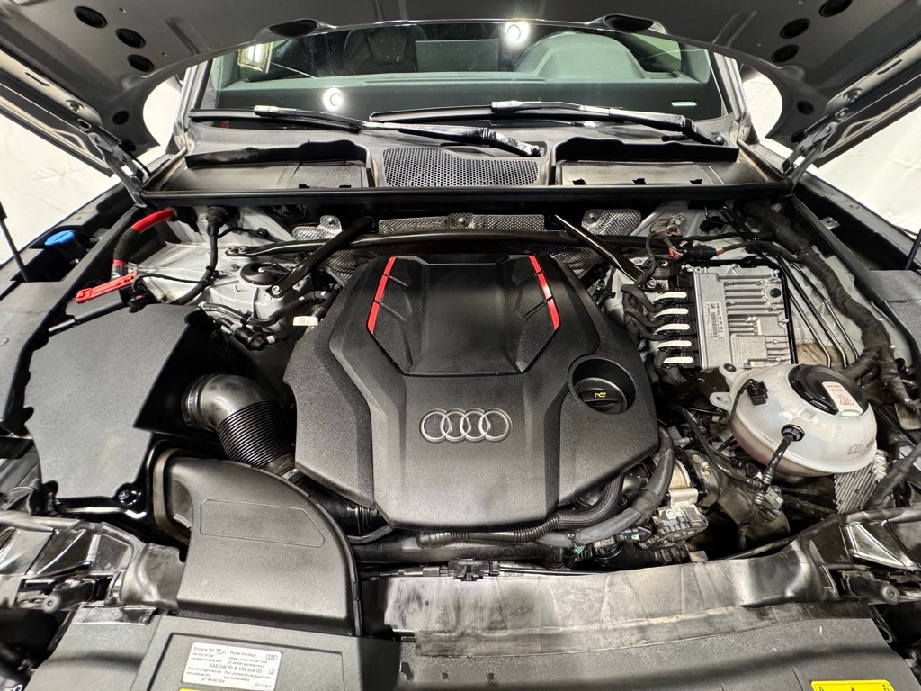 2022 AUDI SQ5 - Image 32