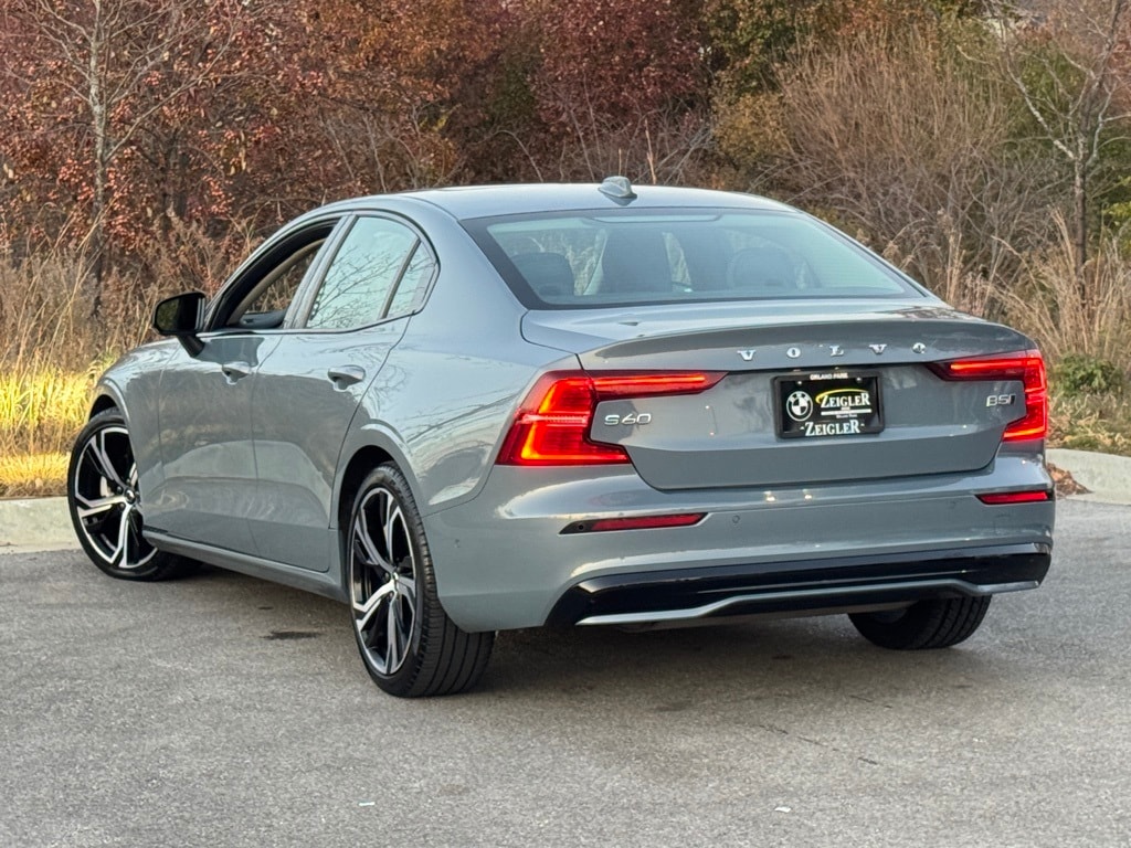 2024 VOLVO S60 - Image 4