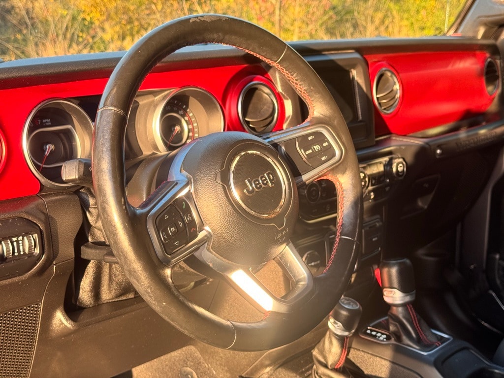 2019 JEEP WRANGLER - Image 17