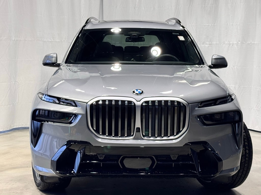 New 2026 BMW X7 xDrive40i SUV
