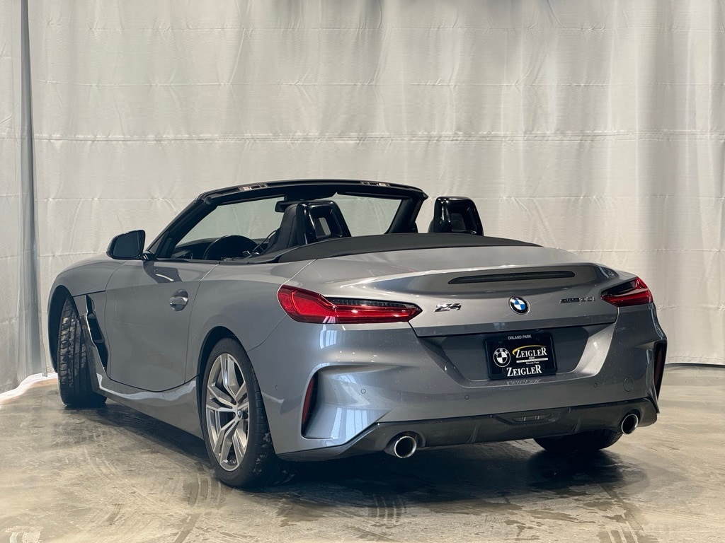 2025 BMW Z4 - Image 4
