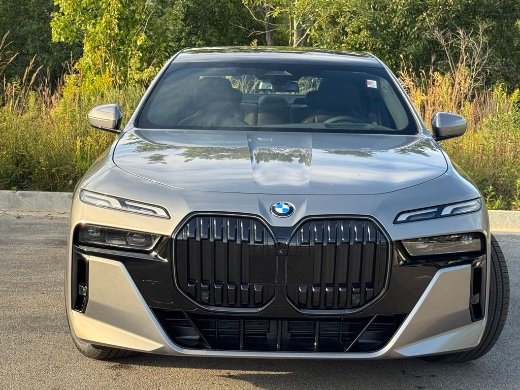 Used 2026 BMW 740i xDrive Sedan