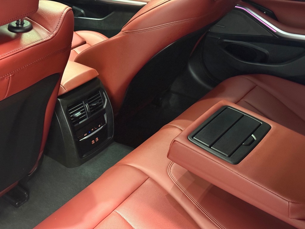 2025 BMW M340I - Image 27