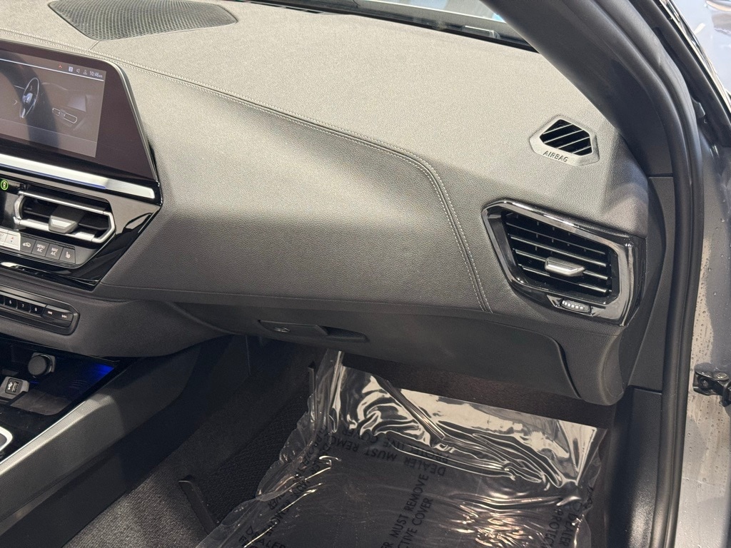 2025 BMW Z4 - Image 22