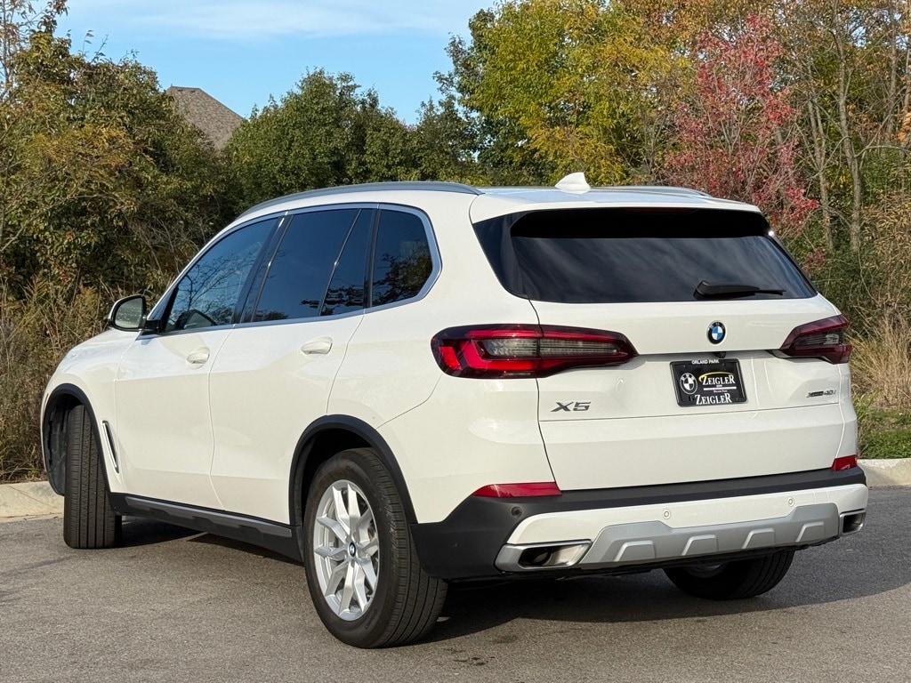 2023 BMW X5 - Image 4