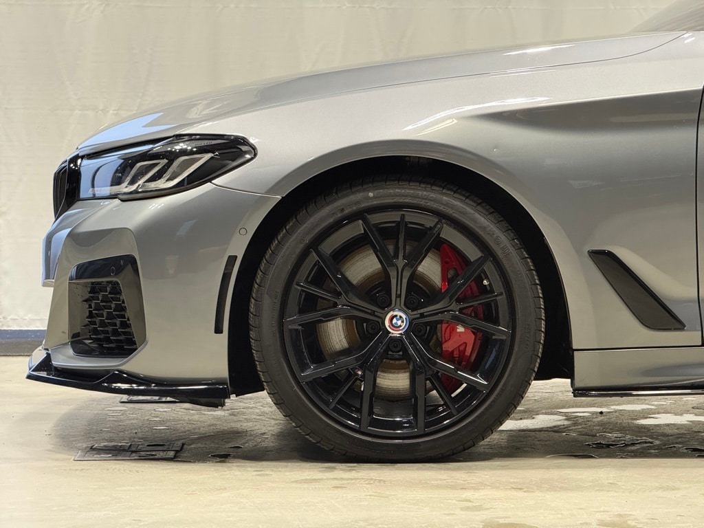 2023 BMW 540I - Image 6