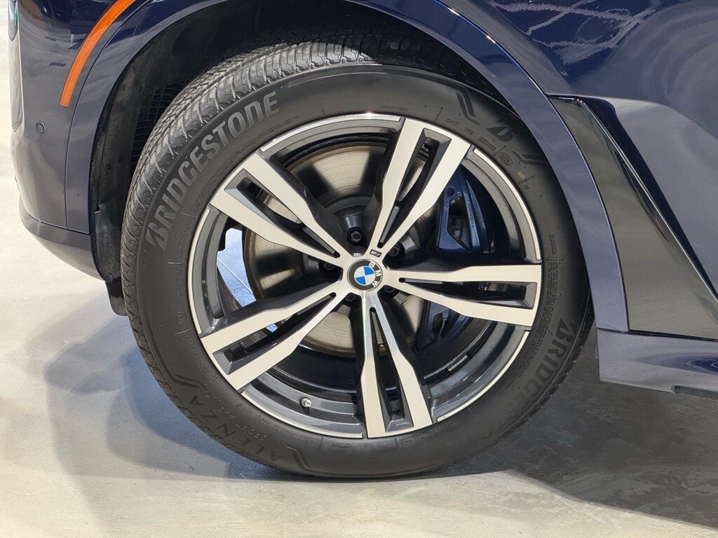2024 BMW X7 - Image 7