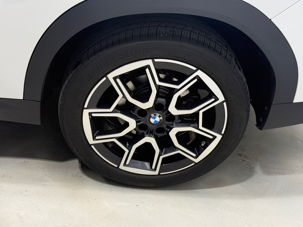 2025 BMW X2 - Image 9