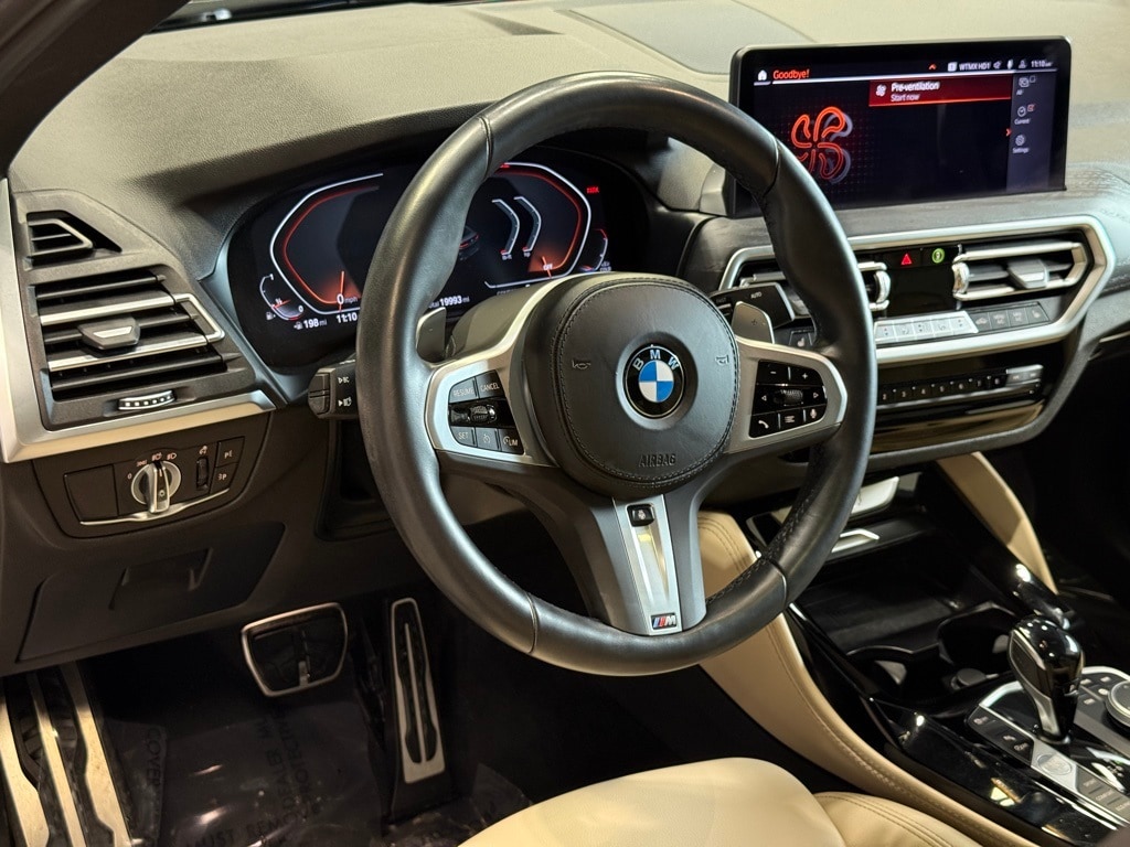 2023 BMW X4 - Image 10