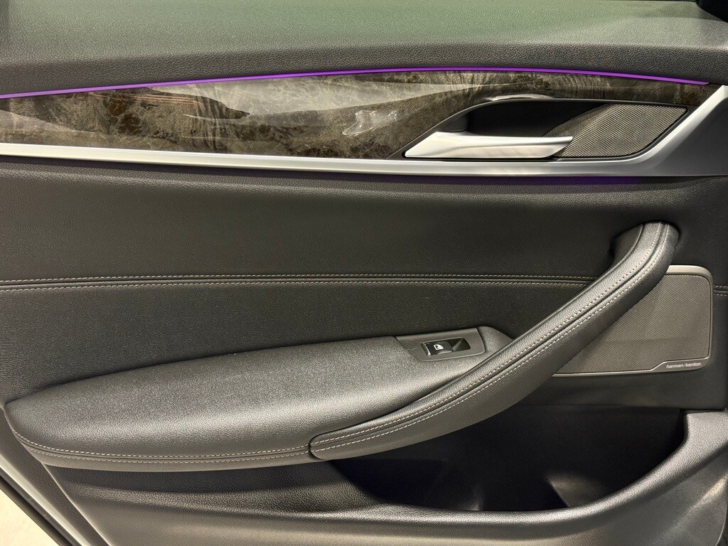 2023 BMW 540I - Image 18