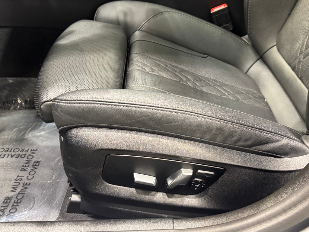 2023 BMW 540I - Image 19