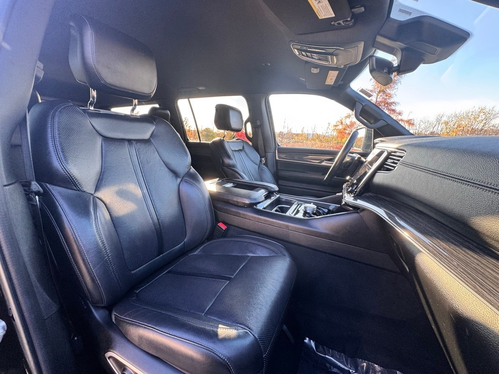 2022 JEEP WAGONEER - Image 31