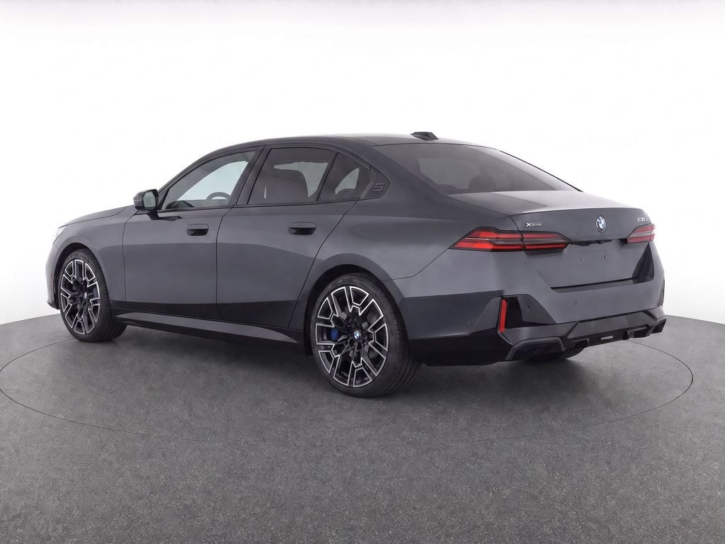 New 2027 BMW 550e xDrive Sedan